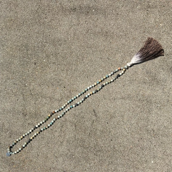 OKIKO Japan Gemstone 108 Mala Beads Necklace tassel hand knotted - Picture 5 of 8